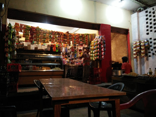 Tillu-Gillu Restaurant & General Store, NH-2 Agra Bypass, Near Polytechniqe, NH 2, Etawah, Uttar Pradesh 206001, India, Breakfast_Restaurant, state UP