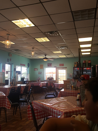 Hamburger Restaurant «Route 35 Eats», reviews and photos, 1905 Hwy 35 N Bypass, Rockport, TX 78382, USA