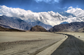 Beautiful road to Shigar valley.