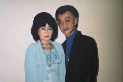 GAMBAR EYANG SUBUR DAN ISTRI Mirip China Mata Sipit 