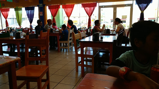 Restaurant La Choza, Plaza Bensa, Blvd. Manuel Gómez Morin 1325, Int. 31, Salvarcar, 32575 Cd Juárez, Chih., México, Restaurante de brunch | CHIH