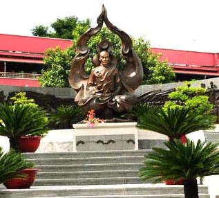 pha le 3d - thich quang duc pha le 3d - thich quang duc