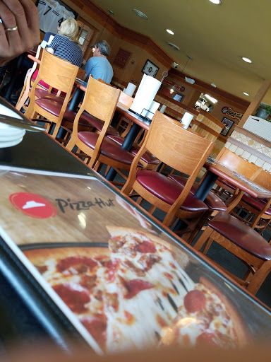 Pizza Restaurant «Pizza Hut», reviews and photos, 117 Tioga St, Wellsboro, PA 16901, USA
