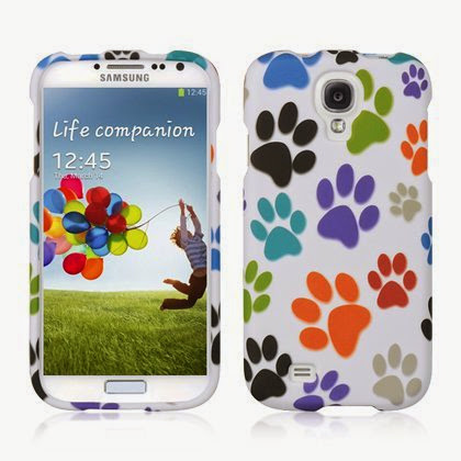  VMG 3-Item RETRACTABLE Car Charger Combo for Samsung Galaxy S4 S IV 4 (4th Gen) Cell Phone Graphic Image Design Faceplate Hard Case Cover - White Colorful Dog Pawprint Paws + LCD Clear Screen Protector + Retractable Tangle-Free Car Charger [by VanMobileGear]