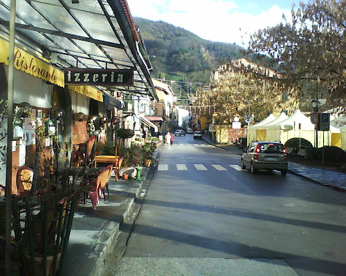 Caffè del Sonno, Viale Umberto I, 146, Bagni di Lucca, Italy