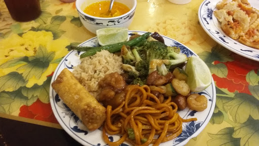 Chinese Restaurant «LINS GRAND BUFFET WESLACO», reviews and photos, 1402 W Expy 83, Weslaco, TX 78596, USA