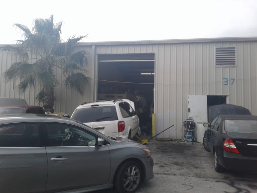 Auto Repair Shop «Total Auto Repair», reviews and photos, 9773 S Orange Blossom Trail, Orlando, FL 32837, USA