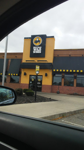 Chicken Wings Restaurant «Buffalo Wild Wings», reviews and photos, 5020 Tiedeman Rd, Brooklyn, OH 44144, USA