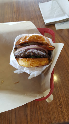 Hamburger Restaurant «Burger City Grill», reviews and photos, 2064 Pacific Coast Hwy, Lomita, CA 90717, USA