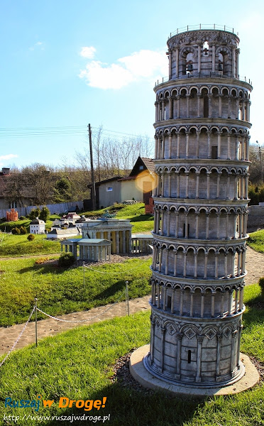 Kaszubski Park Miniatur Strysza Buda - Krzywa Wieża
