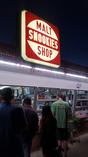 Ice Cream Shop «Snookies Malt Shop», reviews and photos, 1810 Beaver Ave, Des Moines, IA 50310, USA