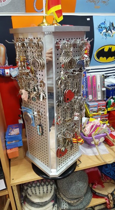 Photos of T-shirt & souvenir shop