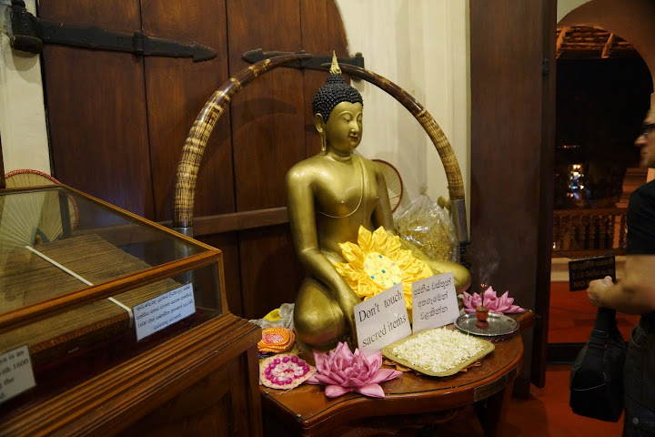 Шри-Ланка: на машине 1 100 км,  фото без комментариев, март-апрель 2013г.