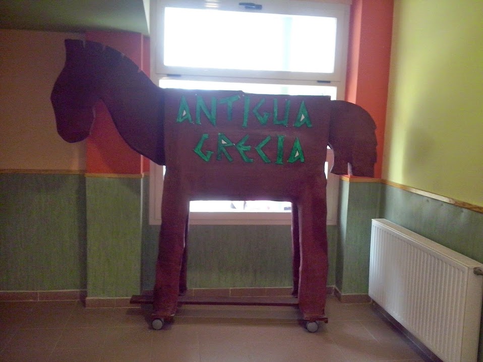 caballo de Troya en colegio