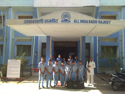 Akashvani All India Radio Station, Opp. Akashwani, Sitaram Pandit Marg, Takshashilla Society 2, Sadar, Rajkot, Gujarat 360001, India, Radio_Station, state GJ
