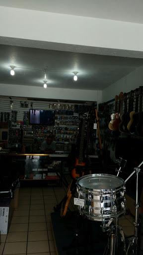 Hangar 51 Music Shop, Av. J. Merced Cabrera 179, Int. B, ALTA VILLA, 28973 Colima, Col., México, Tienda de guitarras | COL