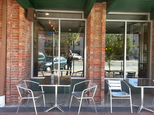 Coffee Shop «Classic Bean», reviews and photos, 722 S Kansas Ave, Topeka, KS 66603, USA