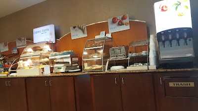 Photos of Holiday Inn Express & Suites Atlanta NW - Powder Springs