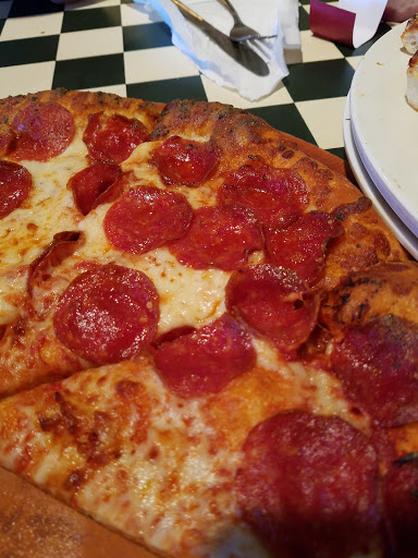 Pizza Restaurant «Pizza Hut», reviews and photos, 3401 Elm Rd NE, Warren, OH 44483, USA