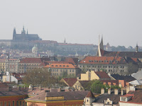Stadsbeeld - Burcht en Emmaus vanaf Vysehrad.JPG