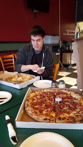 Pizza Restaurant «Avanti Pizza Fresh Pasta», reviews and photos, 3536 Alameda de las Pulgas # 4, Menlo Park, CA 94025, USA