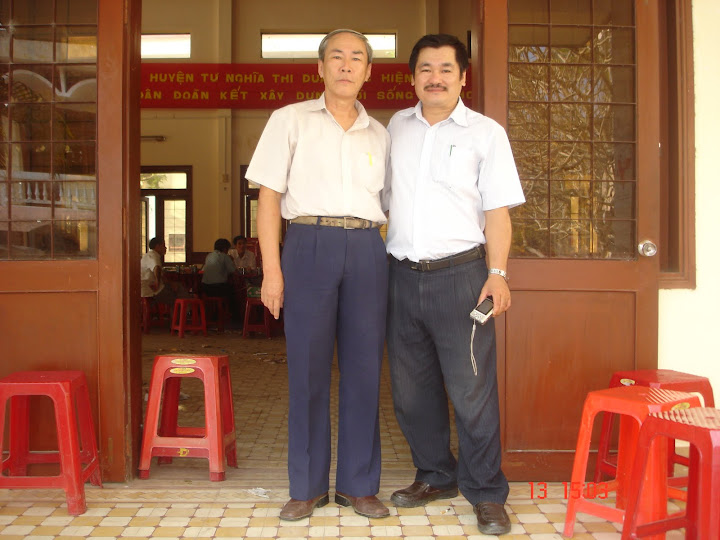 Chào mừng Ngày nhà giáo Việt Nam 20/11 2010 - Page 3 DSC00112