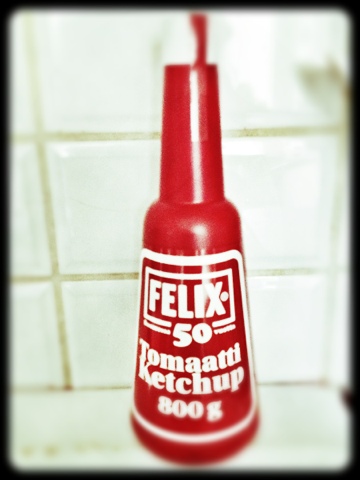 Felix Felix Felix Felix , herkkuja ruokapöytään !