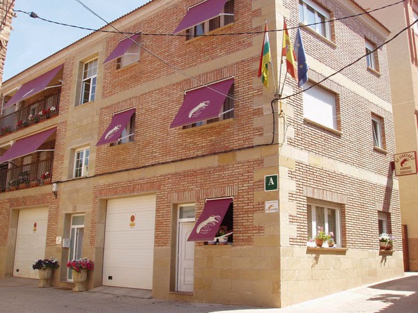 Albergue El Cántaro, Navarrete, La Rioja :: Albergues del Camino de Santiago Albergue El Cántaro, Navarrete, La Rioja :: Albergues del Camino de Santiago