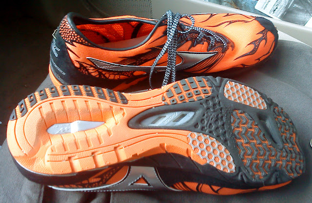 Another Runner Mizuno Wave Universe 4 First Run Impressions Review