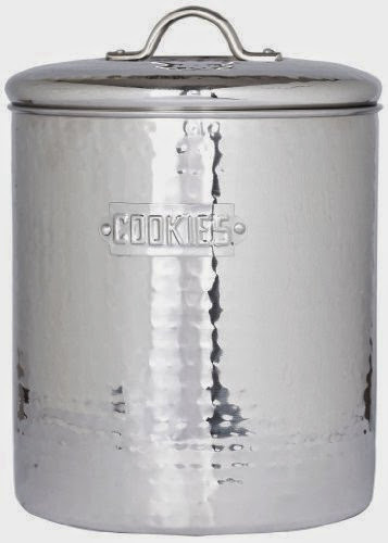  Old Dutch - 945 - 6.75 x 7.5 Stainless Steel Hammered Cookie Jar w/Fresh Seal Cover 4 Qt.