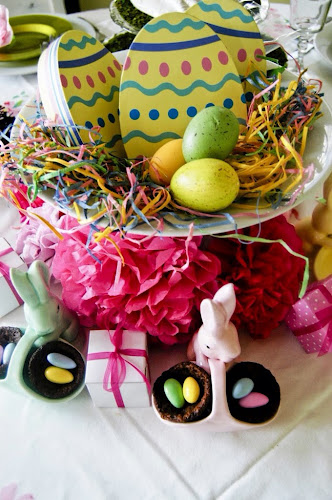 Easter centerpiece, Easter tablescape