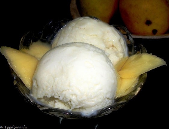 eggless mango ice cream recipe_foodomania.com