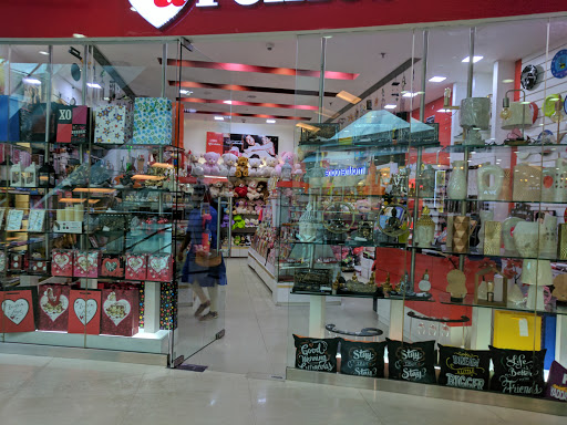 Archies Gallery, Lulu Mall NH 66 Entrance, Nethaji Nagar, Edappally, Ernakulam, Kerala 682024, India, Map_shop, state KL