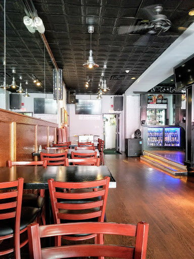 Bar «Alex Lounge - Bar & Grill», reviews and photos, 213 E Post Rd, White Plains, NY 10601, USA