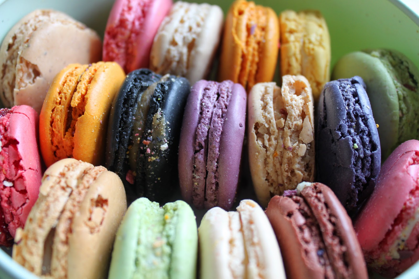 Pudding Pie Lane: Macarons, dance shows and other sparkly things