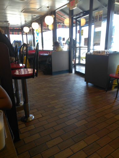Breakfast Restaurant «Waffle House», reviews and photos, 7540 Tucker Rd, Ocean Springs, MS 39564, USA