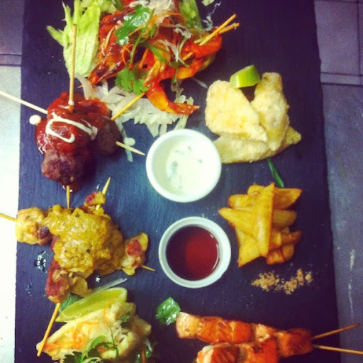 Zullaz Bar & Eating Place