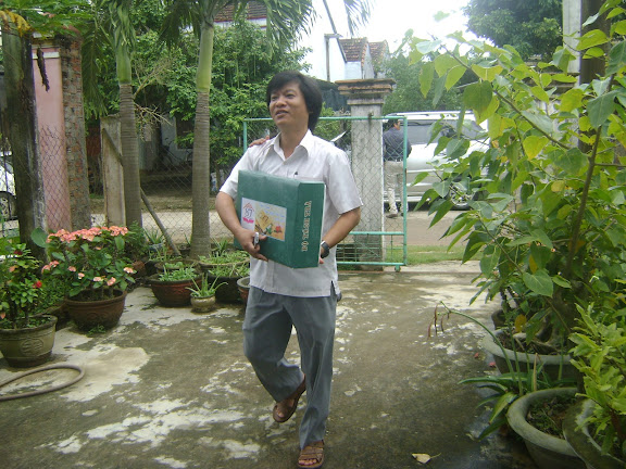 Hoạt động của 87TưNghĩa nhân ngày Nhà giáo Việt Nam 20/11/2012  DSC00454