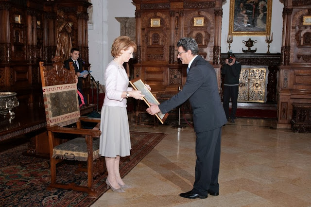 Ceremonia de învestire a unor noi Furnizori ai Casei Regale a României - Principesa Moştenitoare Margareta Ceremonia de învestire a unor noi Furnizori ai Casei Regale a României - Principesa Moştenitoare Margareta