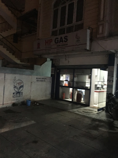 Heera Agencies - HP Gas, Beside Apple Health Care,Main Road, Dilsukh Nagar Main Rd, Dilsukhnagar, Bank Colony, New Malakpet, Hyderabad, Telangana 500036, India, Gas_Agency, state TS