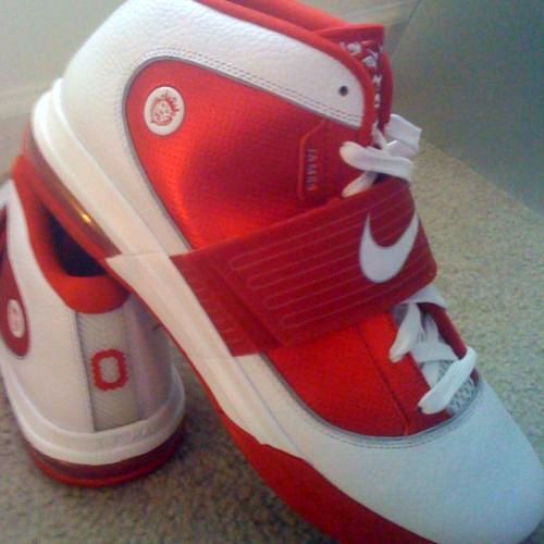 TBT First Look at Nike Zoom Soldier IV 8220Ohio State8221 Home PE