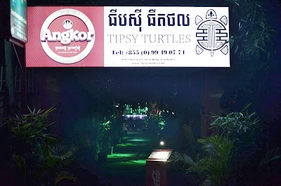 Tipsy Turtles Hostel, Restaurant & Bar