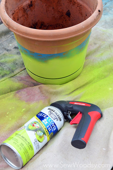 Faux Dip-Dyed Garden Pot via SewWoodsy.com