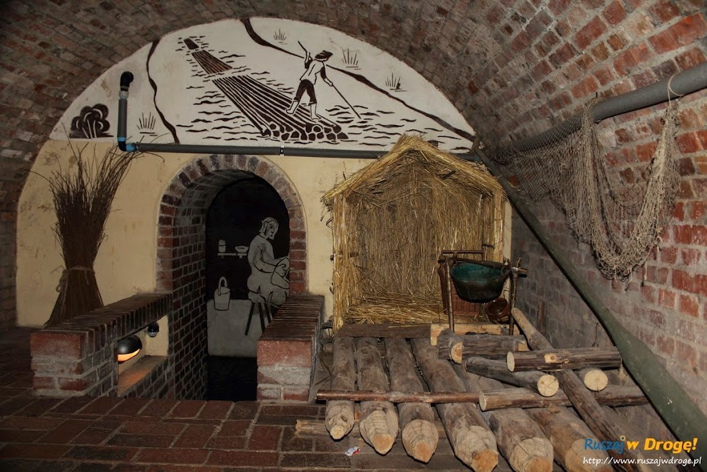 Sandomierz malowidła na podziemnej trasie turystycznej