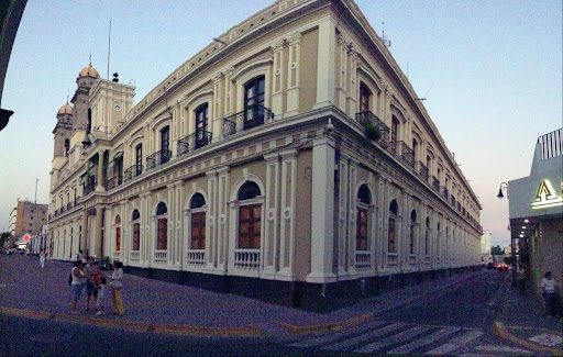 Palacio de Gobierno, Reforma 37, Centro, 28000 Colima, Col., México, Oficina de gobierno local | COL
