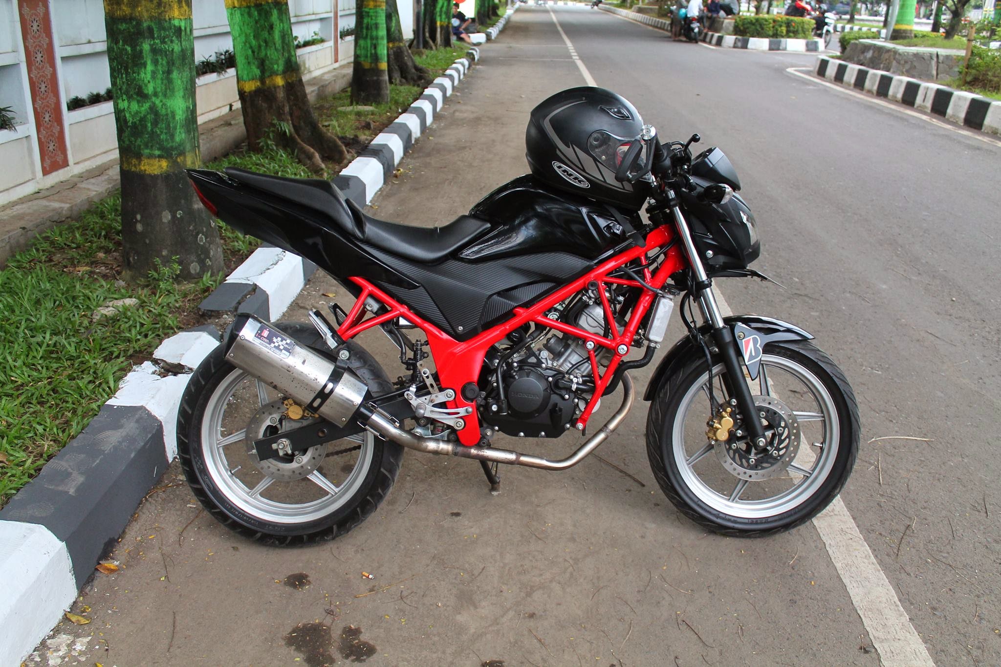 Modifikasi New Vixion Street Fighter Minimalis