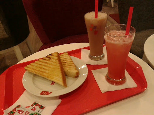 Café Coffee Day - Inside Galaxy Mall, Inside Galaxy Mall, Burnpur Road, Iisco Steel Plant, Burnpur, Asansol, West Bengal 713304, India, Coffee_Shop, state WB