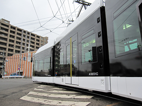 札幌市電　A1201号　電車事業所出庫