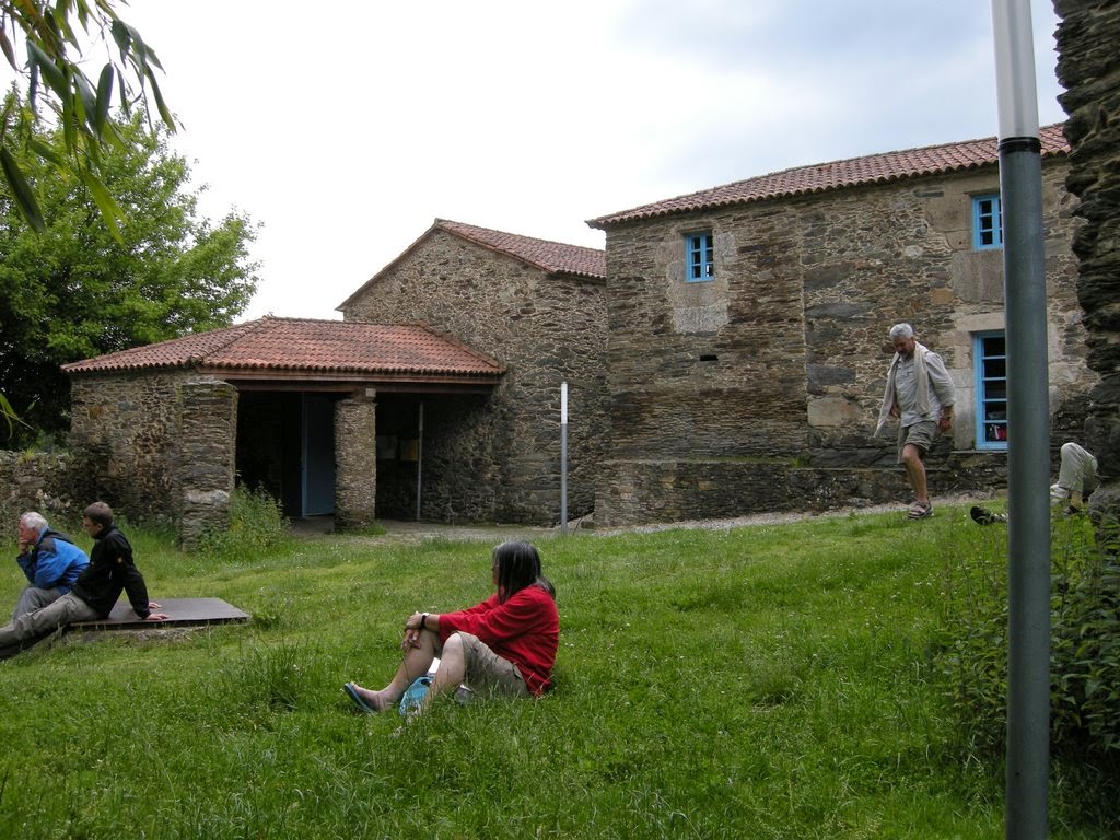 Albergue de peregrinos de la Xunta de Galicia en Ribadiso da Baixo