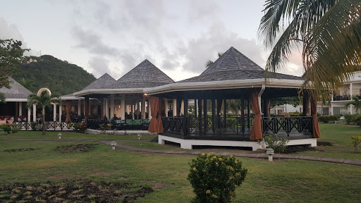Umbrella's Beach Bar